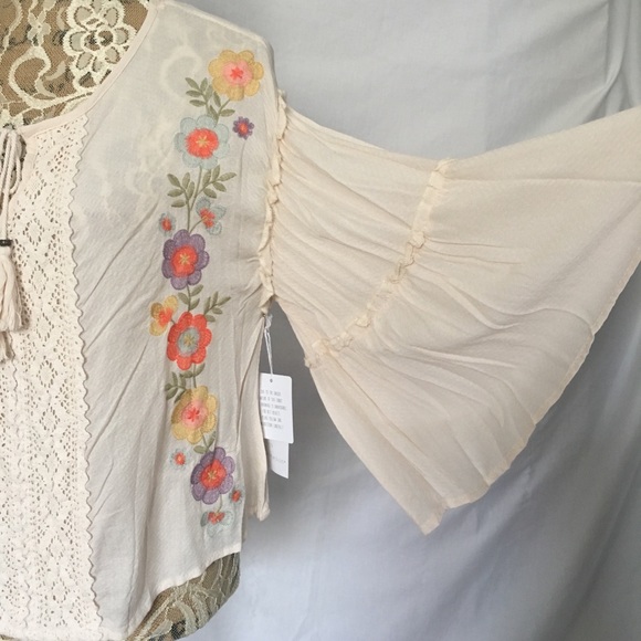 Coco + Jaimeson 70s style blouse - Picture 3 of 6